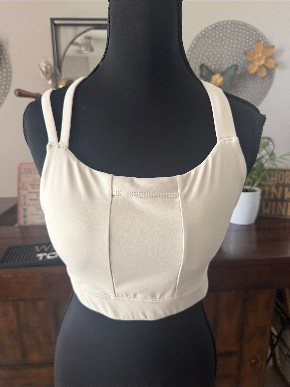 oiselle Cream NYB Square-Neck Crop Sports Bra